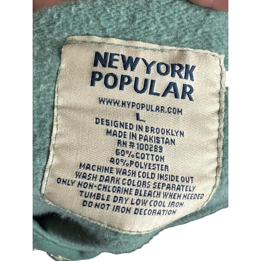New York Popular Sage Green NYC Crewneck Sweatshirt Applique Logo Large - Picture 3 of 3